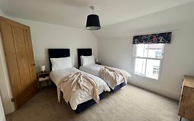Modern Townhouse In The Heart Of Beaumaris